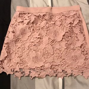 Lace skirt